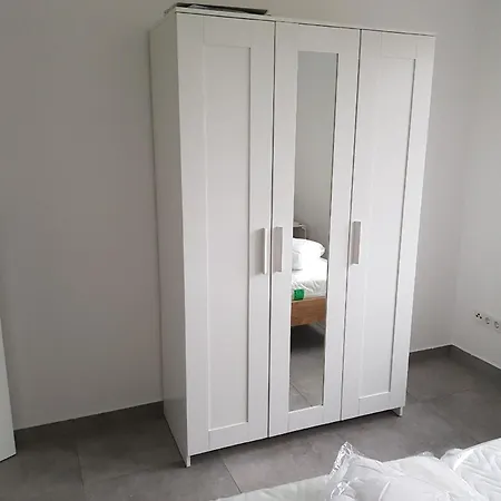 Apartment Wunderschoenes In Fedderwardersiel Mit Terrasse