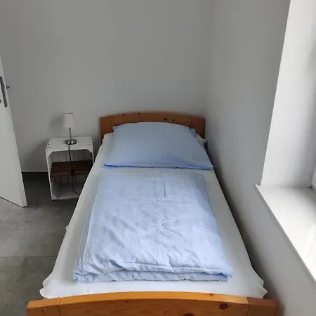 Apartment Wunderschoenes In Fedderwardersiel Mit Terrasse